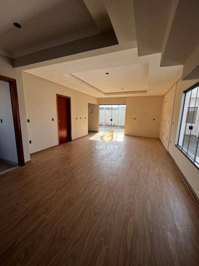 Sobrado, 3 quartos, 175 m² - Foto 1