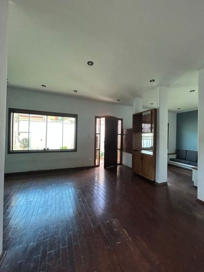 Casa, 3 quartos, 249 m² - Foto 3