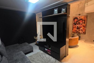 Casa, 3 quartos, 200 m² - Foto 1