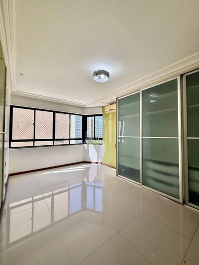 Apartamento, 3 quartos, 130 m² - Foto 2
