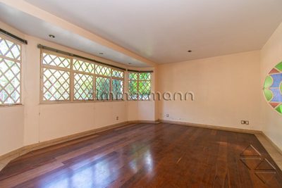 Casa, 3 quartos, 192 m² - Foto 1
