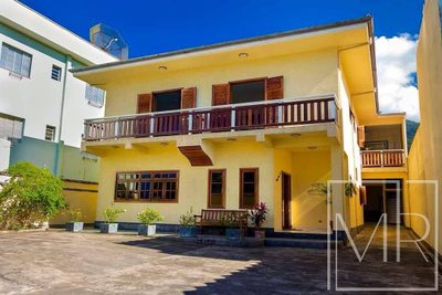 Casa, 8 quartos, 430 m² - Foto 1