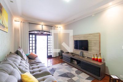 Casa, 3 quartos, 237 m² - Foto 2