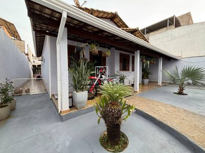 Casa, 2 quartos, 221 m² - Foto 2