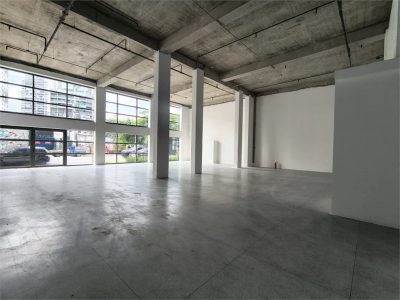 Loja-Salão, 657 m² - Foto 1