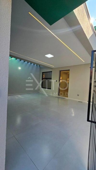 Casa, 3 quartos, 117 m² - Foto 1