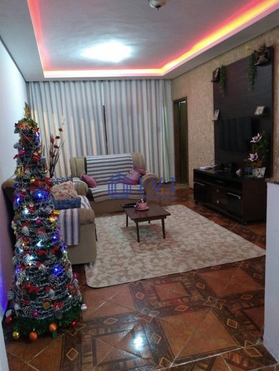 Casa, 5 quartos, 170 m² - Foto 2