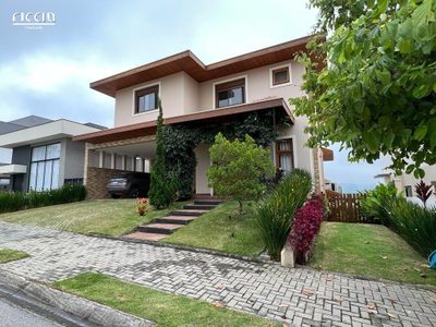 Casa de Condomínio, 4 quartos - Foto 1