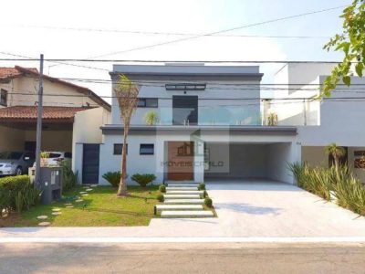 Casa, 4 quartos, 245 m² - Foto 1