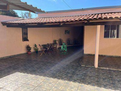 Casa, 5 quartos, 554 m² - Foto 1