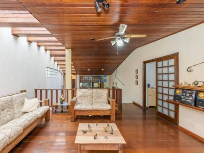 Casa, 3 quartos, 174 m² - Foto 1