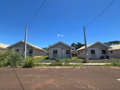 Casa, 2 quartos, 200 m² - Foto 1