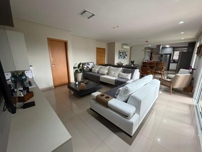 Apartamento, 3 quartos, 172 m² - Foto 1