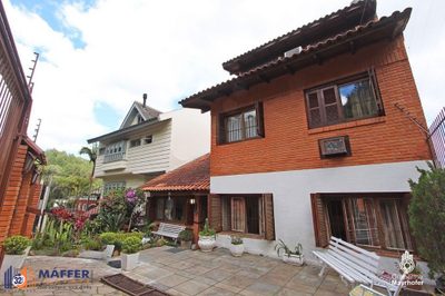 Casa, 3 quartos, 287 m² - Foto 1