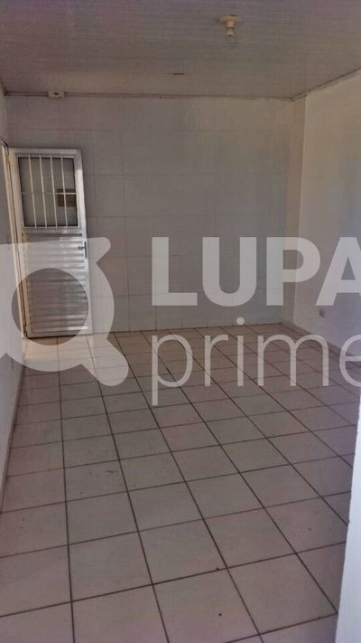 Casa, 1 quarto, 40 m² - Foto 1