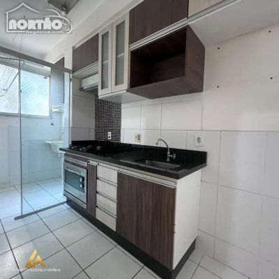 Casa, 3 quartos, 60 m² - Foto 2