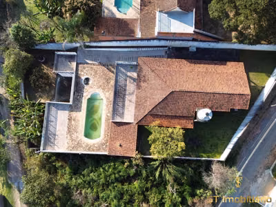 Chácara, 4 quartos, 1300 m² - Foto 1