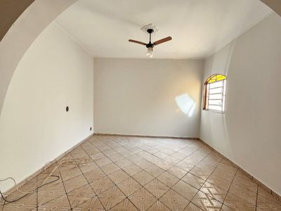 Casa, 3 quartos, 250 m² - Foto 4