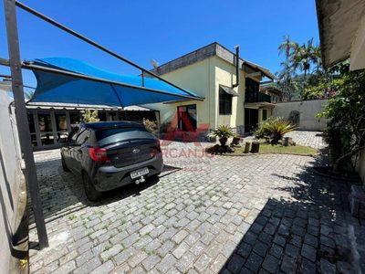 Casa, 4 quartos, 280 m² - Foto 1
