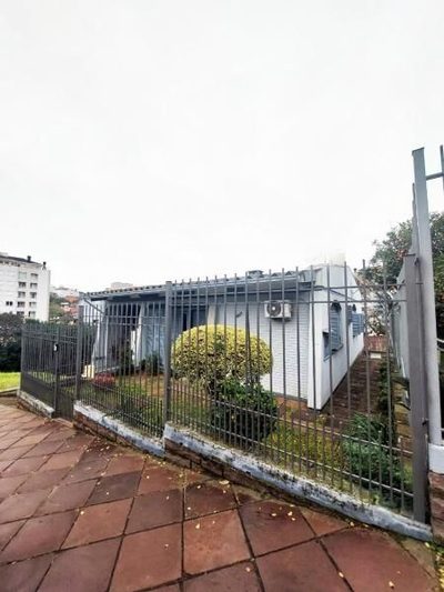 Casa, 3 quartos, 229 m² - Foto 1