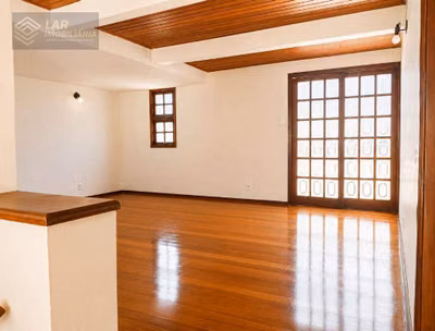 Casa, 4 quartos, 275 m² - Foto 1