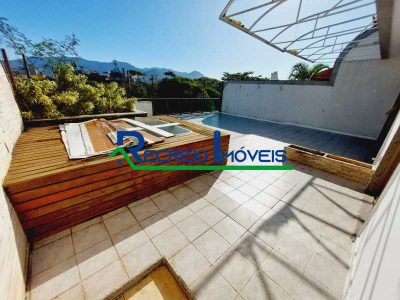 Cobertura, 3 quartos, 217 m² - Foto 2