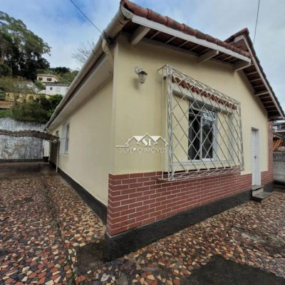 Casa, 5 quartos, 180 m² - Foto 1