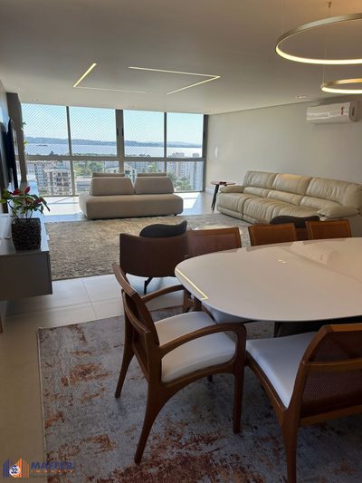 Apartamento, 3 quartos, 217 m² - Foto 1