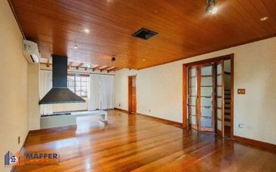 Casa, 3 quartos, 330 m² - Foto 2