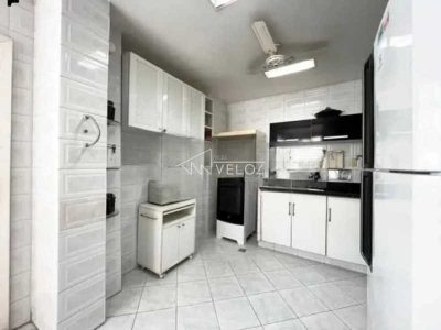 Apartamento, 3 quartos, 200 m² - Foto 1