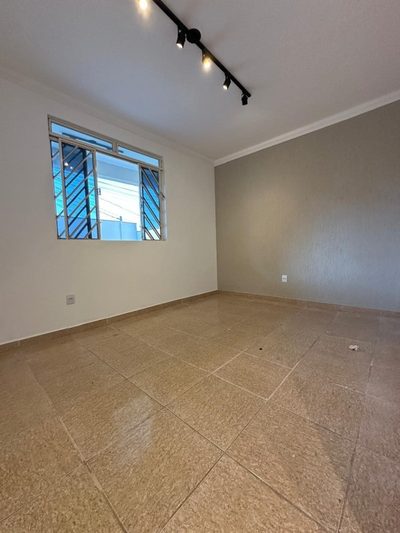 Casa, 4 quartos, 360 m² - Foto 2