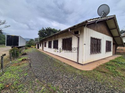 Casa, 4 quartos, 236 m² - Foto 1