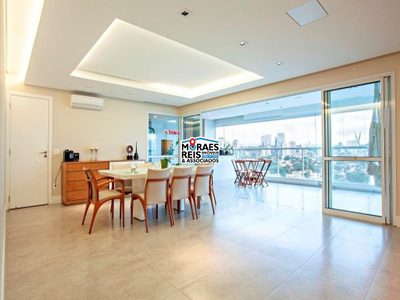Apartamento, 3 quartos, 258 m² - Foto 1