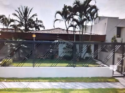 Casa, 4 quartos, 350 m² - Foto 1