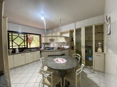 Casa, 3 quartos, 246 m² - Foto 3
