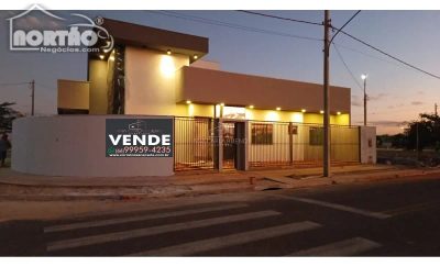 Casa, 3 quartos, 127 m² - Foto 1