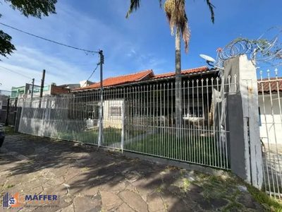 Casa, 3 quartos, 298 m² - Foto 1