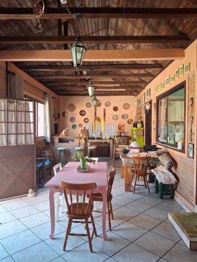 Casa, 3 quartos, 251 m² - Foto 4