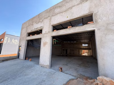 Depósito-Galpão, 273 m² - Foto 1