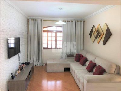 Sobrado, 4 quartos, 209 m² - Foto 1