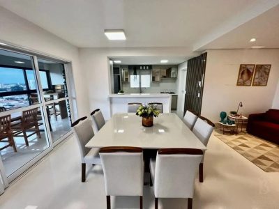 Apartamento, 3 quartos, 155 m² - Foto 1
