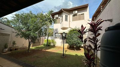 Casa, 3 quartos, 211 m² - Foto 1