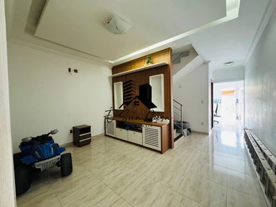 Casa, 3 quartos, 230 m² - Foto 1
