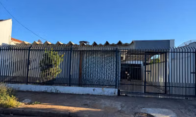 Casa, 3 quartos, 205 m² - Foto 1