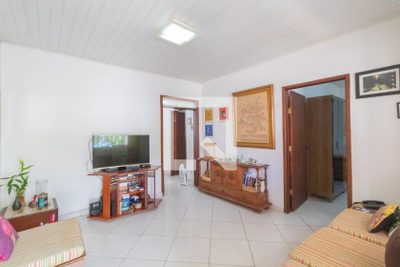 Casa, 3 quartos, 200 m² - Foto 1