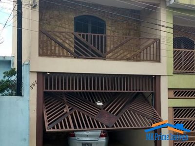 Sobrado, 3 quartos, 256 m² - Foto 1