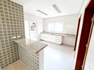 Casa, 3 quartos, 254 m² - Foto 4