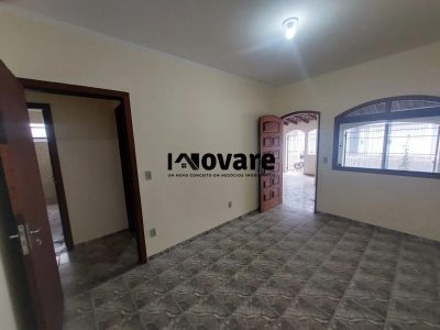 Casa, 3 quartos, 216 m² - Foto 3