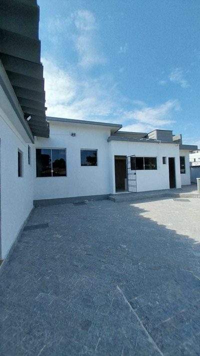 Casa, 4 quartos, 290 m² - Foto 1