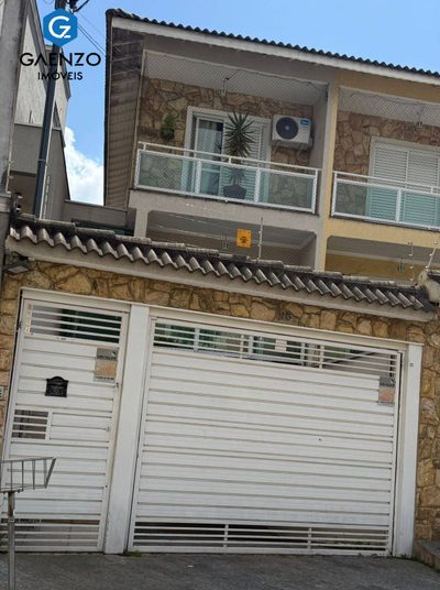 Sobrado, 3 quartos, 217 m² - Foto 1